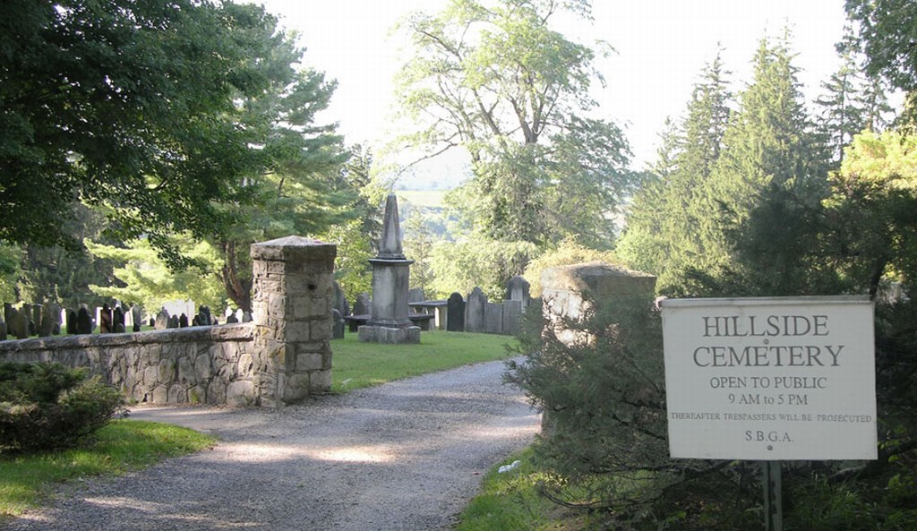 Hillside Cemetery, Sharon